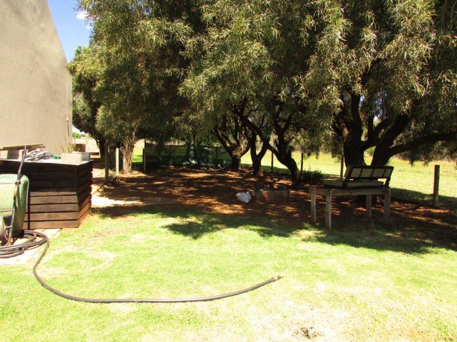 To Let Commercial Property for Rent in Sopieshoogte Sh Free State